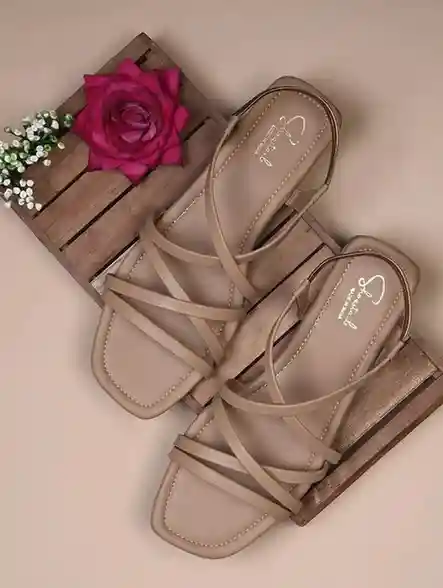 Shoestail Women Flats Sandal